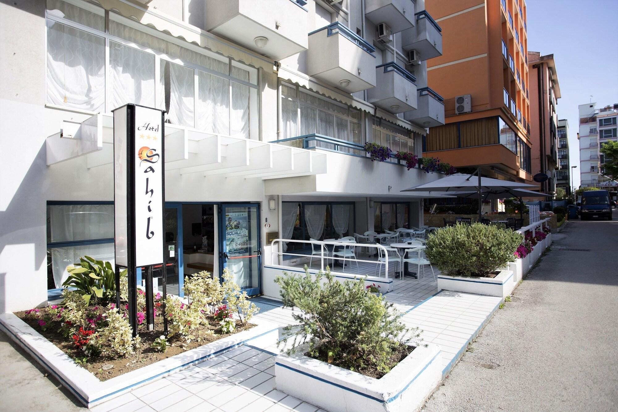 Hotel Sahib Cattolica Exteriör bild